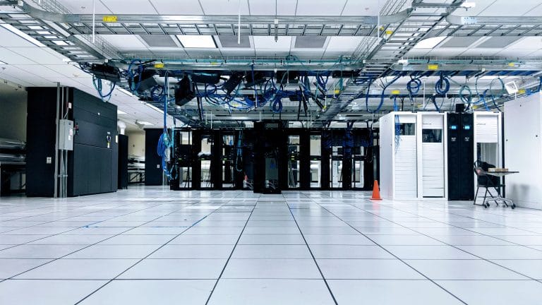 الفرق بين VPN & VPS & Dedicated Servers